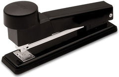 Engrapadora de Golpe Pilot® Tira Completa Fifa® GM-270 [Pieza] 767982010259
