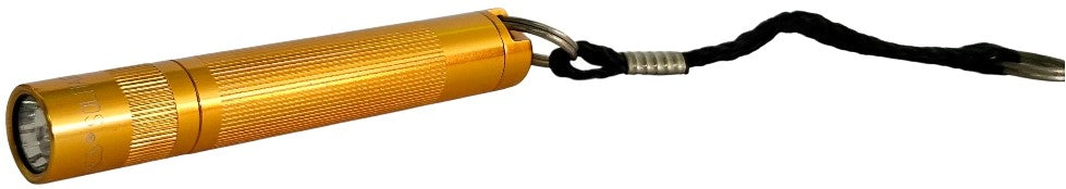 Linterna Incandescente Solitaire c/Estuche 8cm 1 AAA Ámbar Mag-lite® K3ALD2 Pieza 38739216287 01