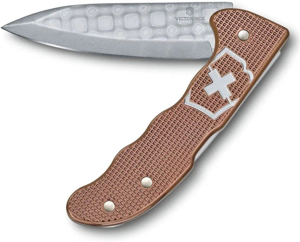 Navaja Limited Edition Hunter Pro Alox Damascus 130mm Copper Brown 2020 Victorinox® 0.9410.J20 [Pieza] 7611160088581