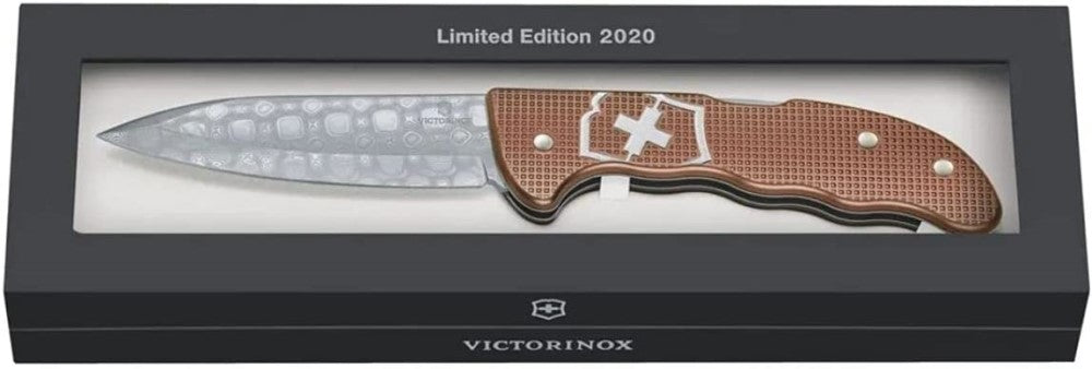 Navaja Limited Edition Hunter Pro Alox Damascus 130mm Copper Brown 2020 Victorinox® 0.9410.J20 [Pieza] Imagen secundaria del producto