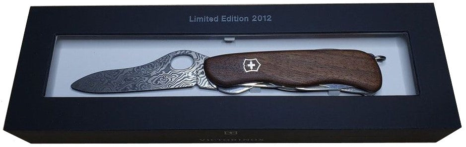 Navaja Limited Edition Soldier Damascus 111mm Madera 2012 Victorinox® 0.8461.J12 [Pieza] 7611160038074 3