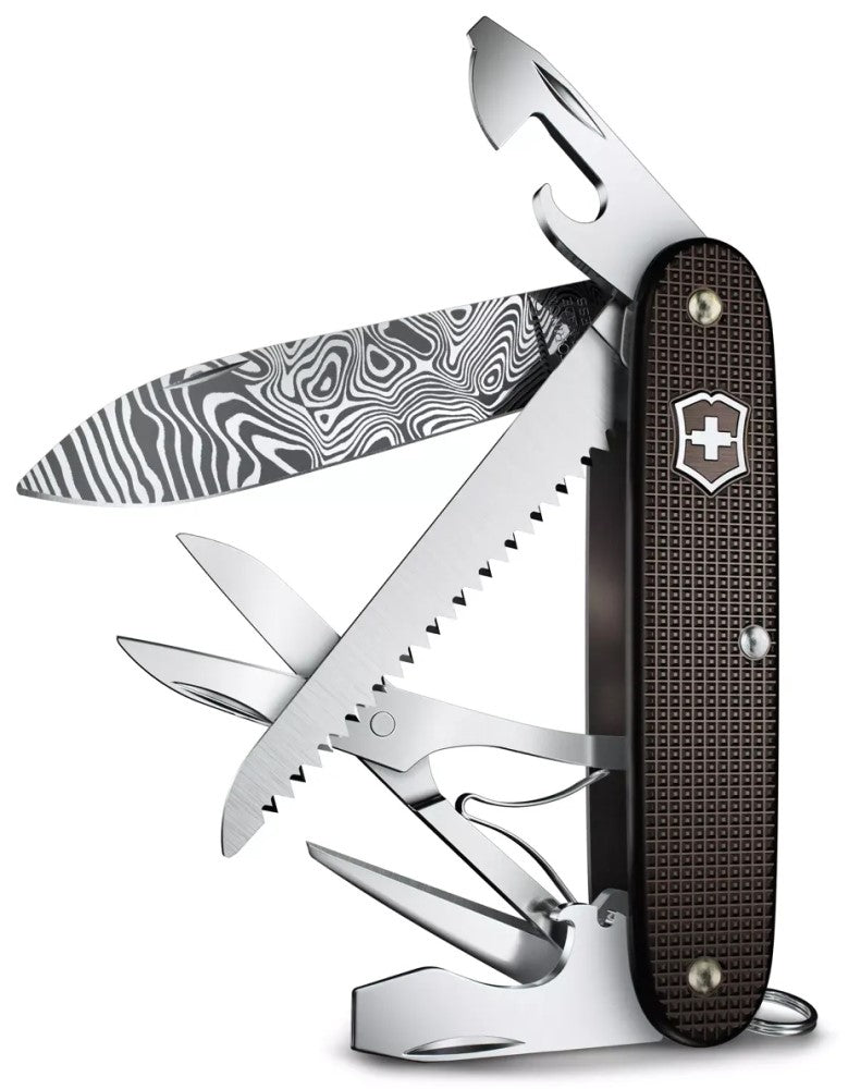 Navaja Limited Edition Farmer X Alox Damascus 93mm Café 2024 Victorinox® 0.8271.J24 [Pieza] 7611160243706