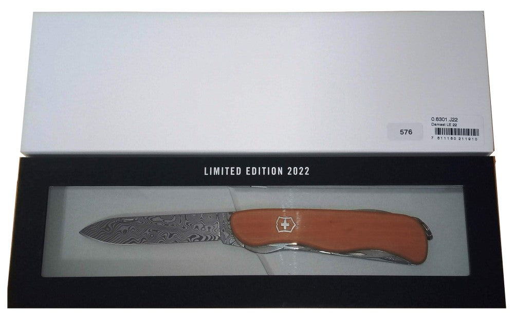 Navaja Limited Edition Picknicker Damascus 111mm Madera 2022 Victorinox® 0.8301.J22 [Pieza] 7611160211910 4