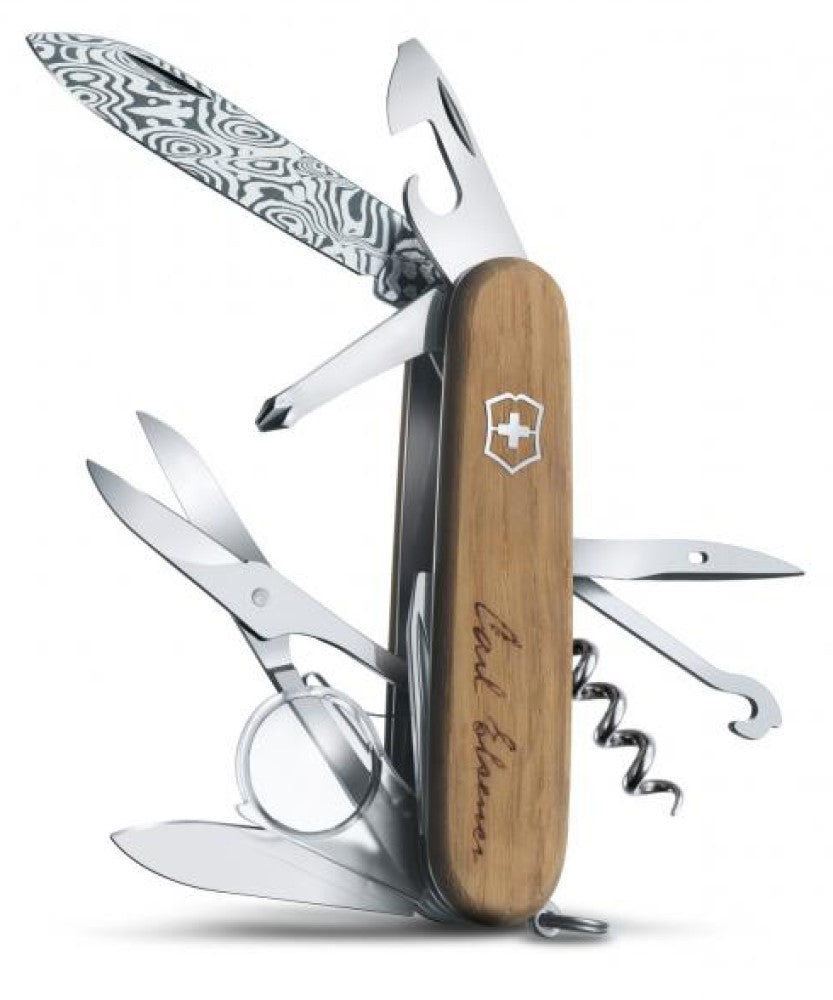 Navaja Limited Edition Explorer Damascus 91mm Madera 2013 Victorinox® 1.6701.J13 [Pieza] 7611160047861 Imagen principal del producto