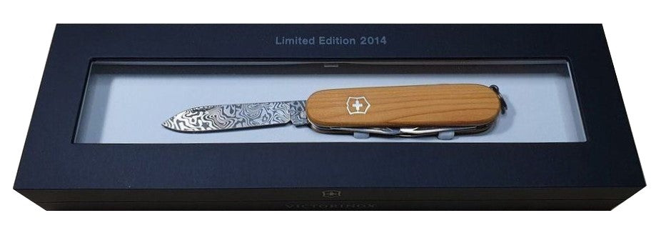 Navaja Limited Edition Spartan Damascus 91mm Madera 2014 Victorinox® 1.3601.J14 [Pieza] Imagen secundaria del producto