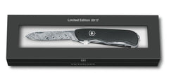 Navaja Limited Edition Outrider Damascus 91mm Madera 2017 Victorinox® 0.8501.J17 [Pieza] 7611160059086 2