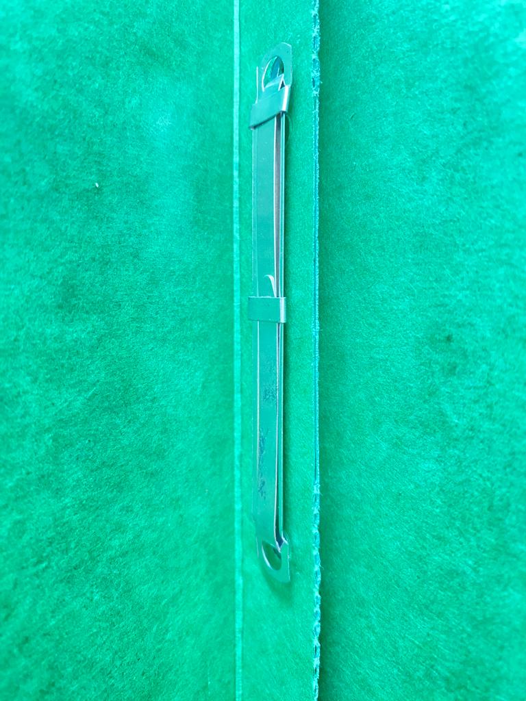 Carpeta Pressboard Broche 8cm Sin Ceja ! Verde Oscuro Carta Baco® CP028 Pieza 7501174900088 02